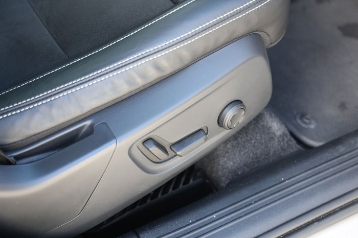 2021 Volvo XC40 T5 R-Design