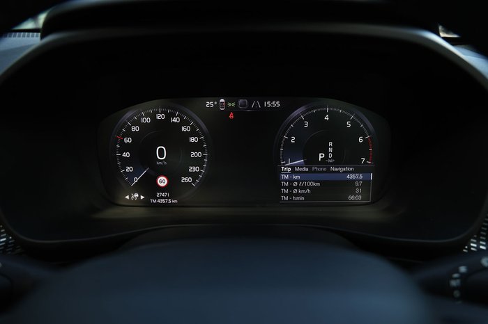 2021 Volvo XC40 T5 R-Design