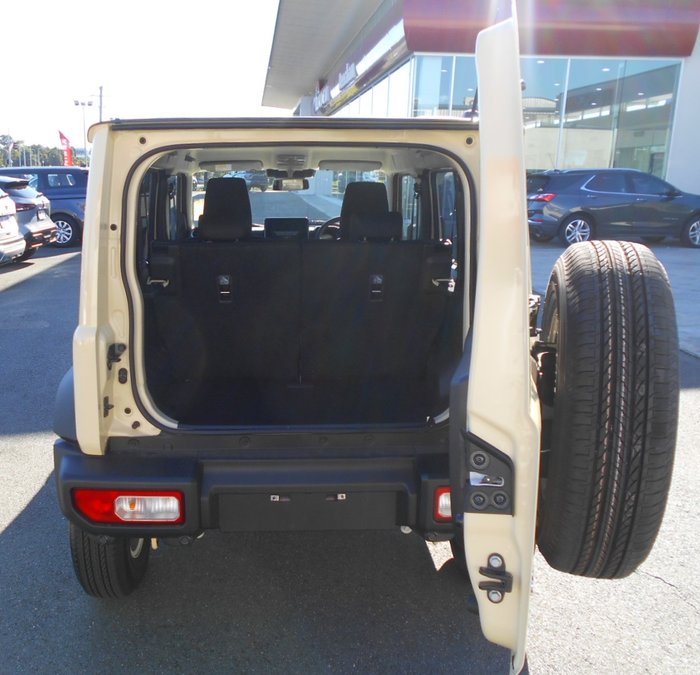 2025 SUZUKI JIMNY XL