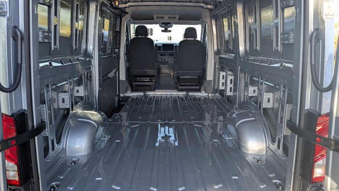 2025 VOLKSWAGEN CRAFTER