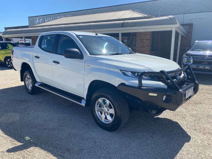 2019 MITSUBISHI Triton