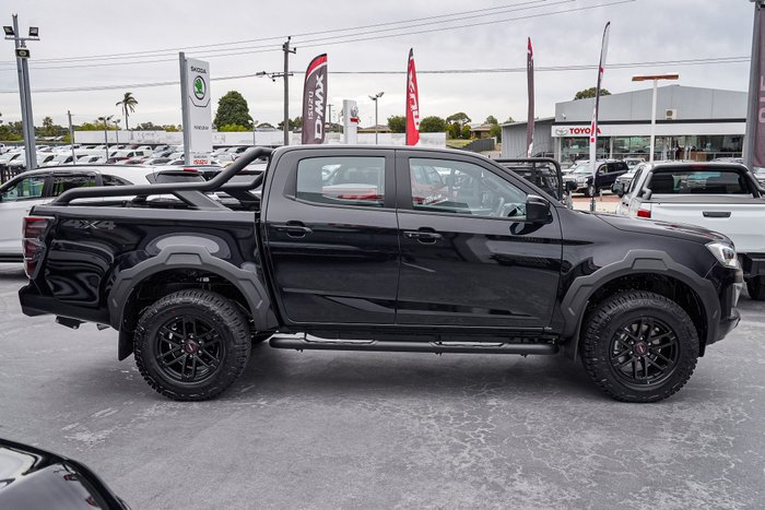 2026 Isuzu D-MAX BLADE