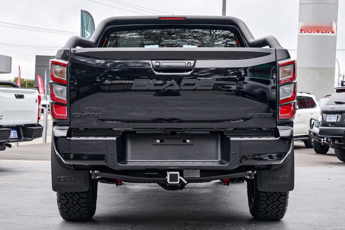 2026 Isuzu D-MAX BLADE