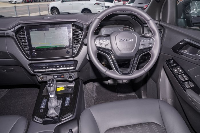 2026 Isuzu D-MAX BLADE