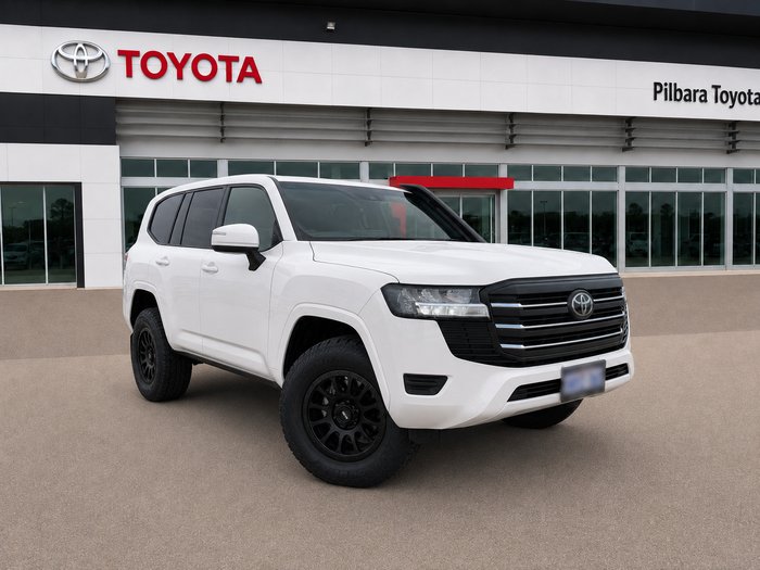 2023 Toyota LANDCRUISER GX White