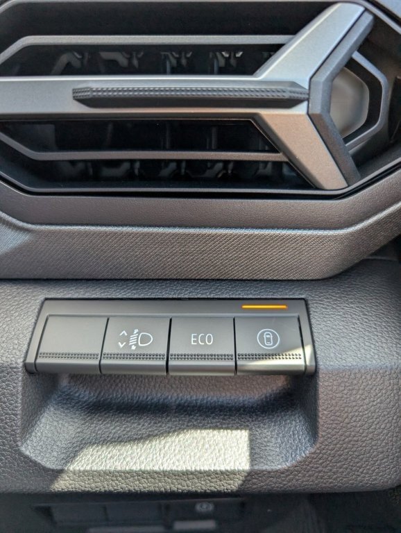 2025 RENAULT DUSTER Techno