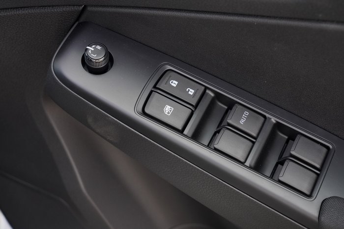 2025 Isuzu D-MAX X-RIDER