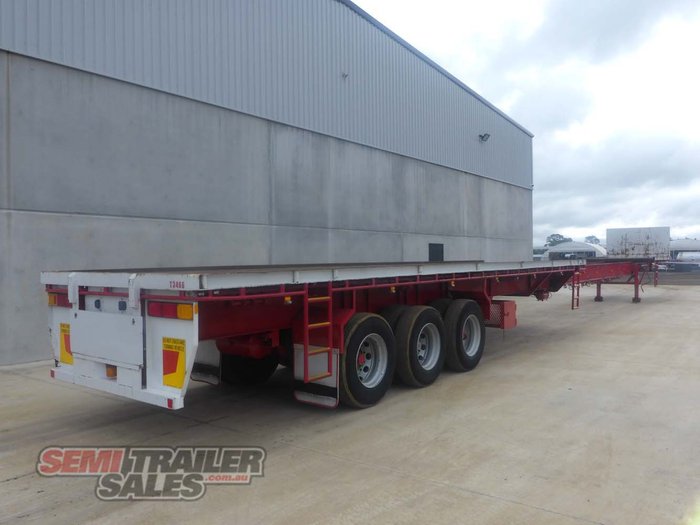 1999 Haulmark 48FT-77FT Flat Top Extendable