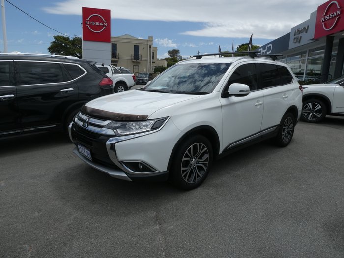 2016 Mitsubishi Outlander LS Safety Pack(4x4)
