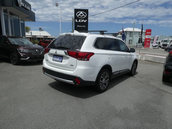 2016 Mitsubishi Outlander LS Safety Pack(4x4)