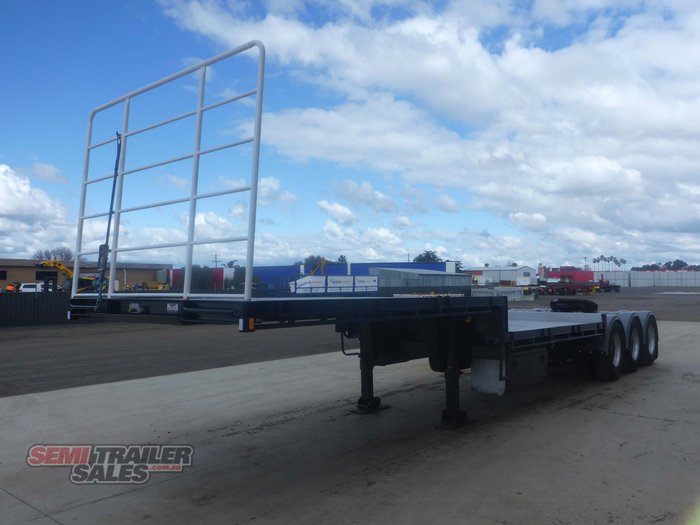 2004 Vawdrey 12 Pallet Dropdeck A Trailer