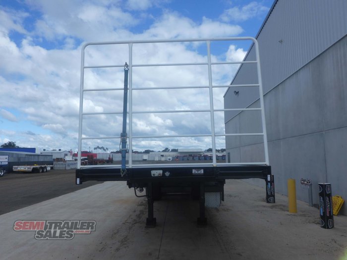 2004 Vawdrey 12 Pallet Dropdeck A Trailer
