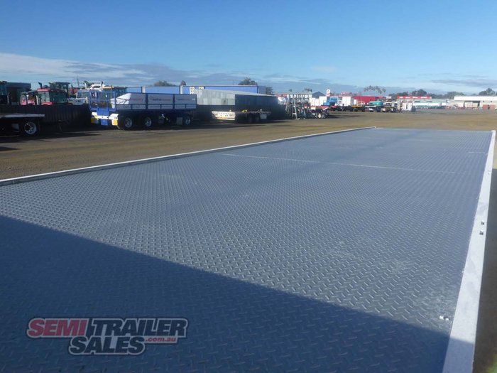 2005 Maxitrans 22 Pallet Dropdeck Road Train Lead