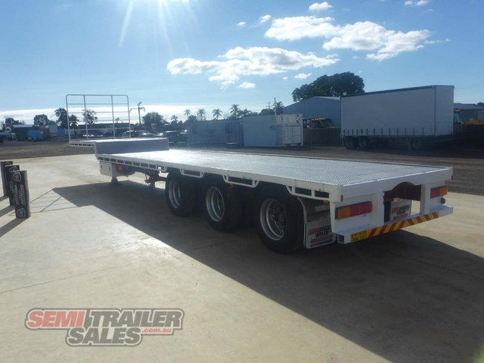 2005 Maxitrans 22 Pallet Dropdeck Road Train Lead