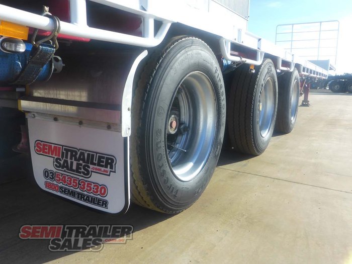 2005 Maxitrans 22 Pallet Dropdeck Road Train Lead