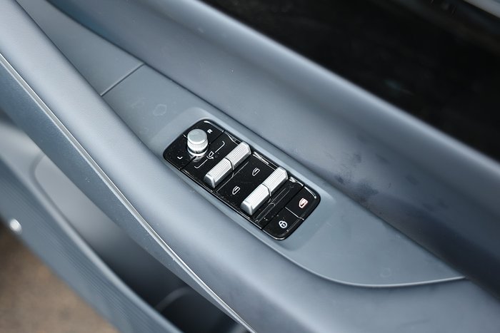 2025 Geely Ex5