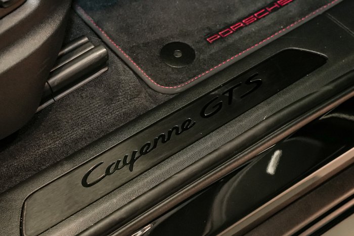 2022 Porsche Cayenne GTS