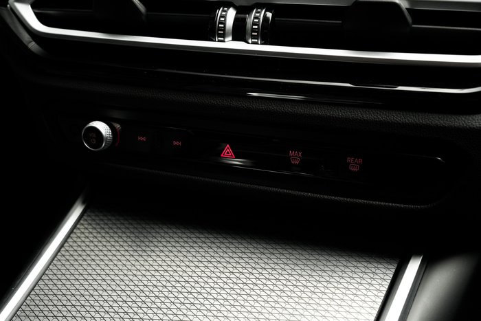 2023 BMW 3 Series 320i M Sport