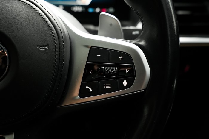 2023 BMW 3 Series 320i M Sport