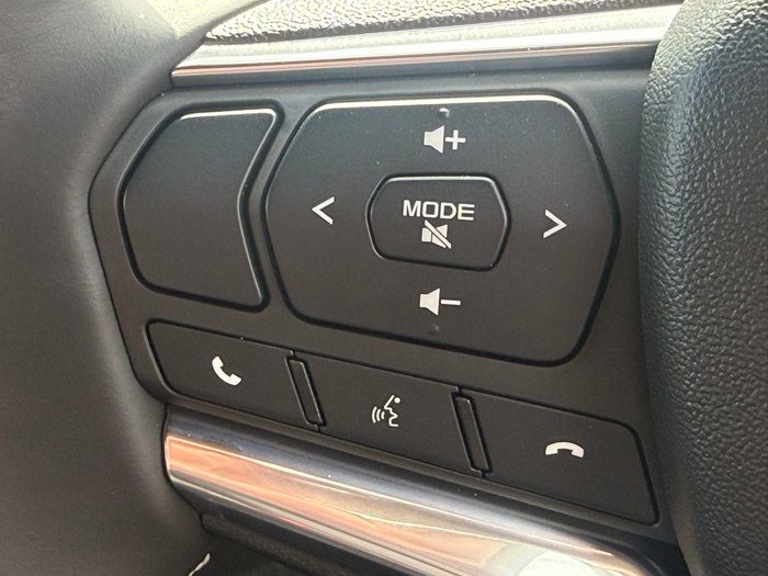 2025 Isuzu D-MAX LS-U