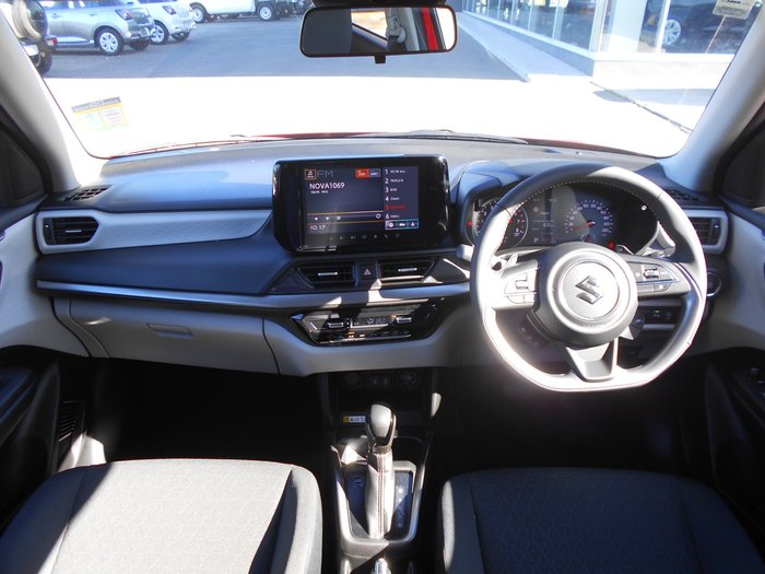 2025 SUZUKI SWIFT HYBRID GLX