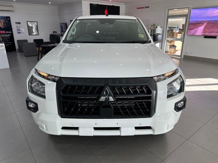 2026 MITSUBISHI TRITON GLX+