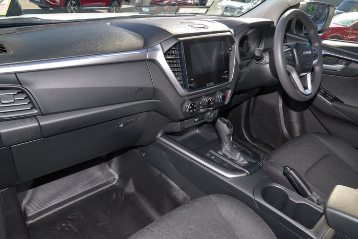 2024 Isuzu D-MAX LS-M