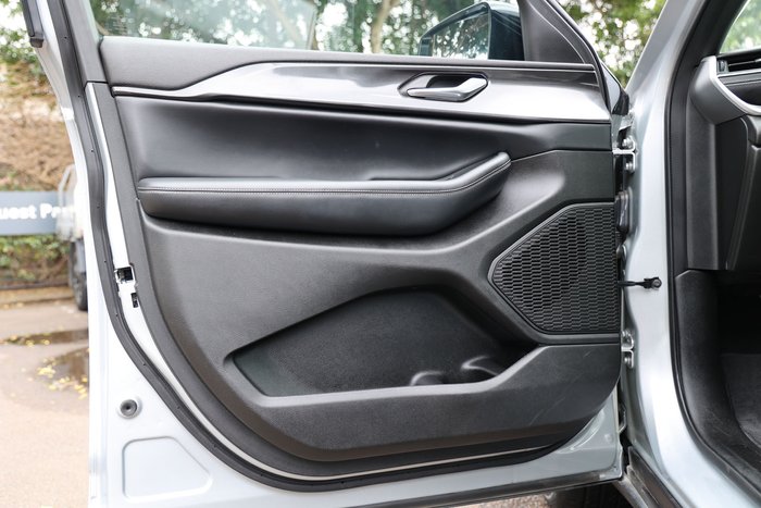 2022 Jeep Grand Cherokee L Night Eagle