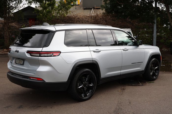 2022 Jeep Grand Cherokee L Night Eagle
