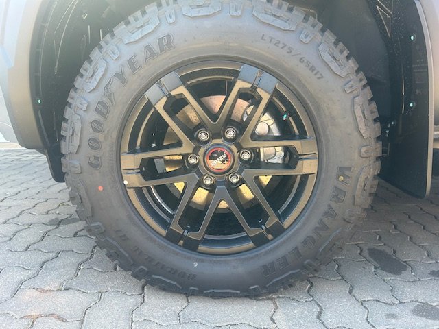 2025 Isuzu D-MAX BLADE MY25.5 WOLFRAM GREY