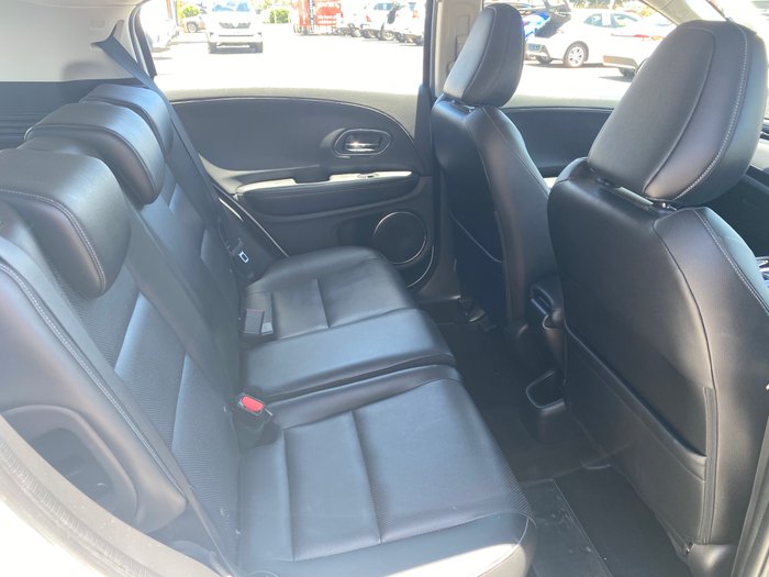 2019 HONDA HR-V VTi-S