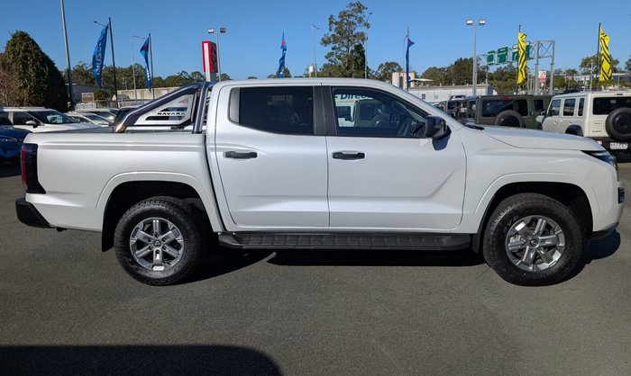 2026 NISSAN NAVARA ST