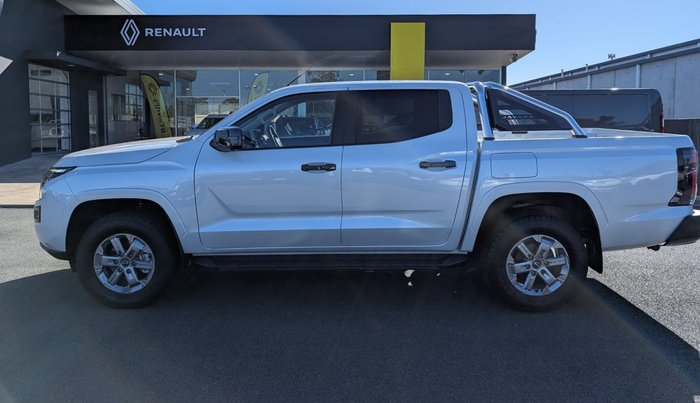 2026 NISSAN NAVARA ST