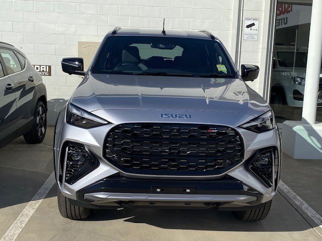 2025 ISUZU MU-X XT