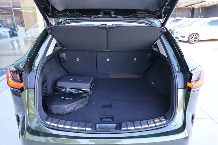 2026 Lexus NX450h+ NX450h+ Luxury 2.5L PHEV Auto CVT Wagon 2M00560 002