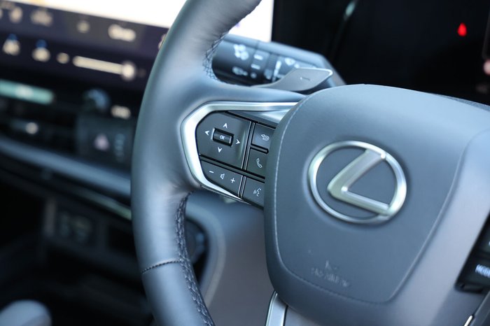 2026 Lexus NX450h+ NX450h+ Luxury 2.5L PHEV Auto CVT Wagon 2M00560 002