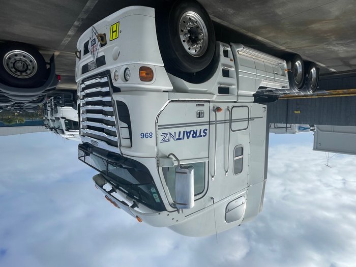 2014 Freightliner Argosy
