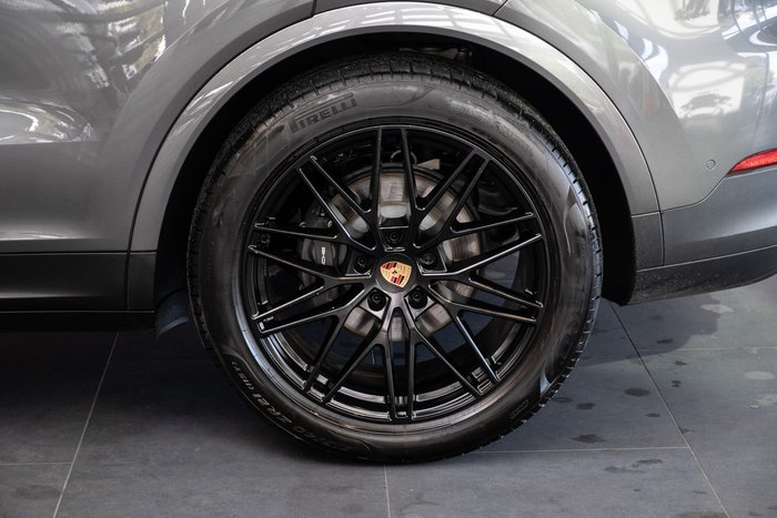 2025 Porsche Cayenne
