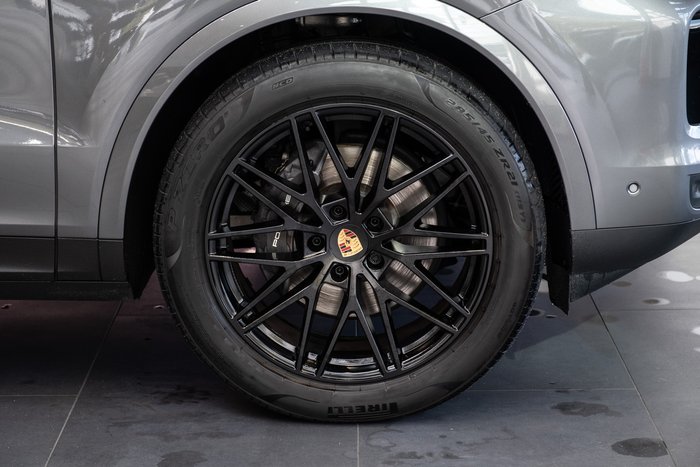 2025 Porsche Cayenne