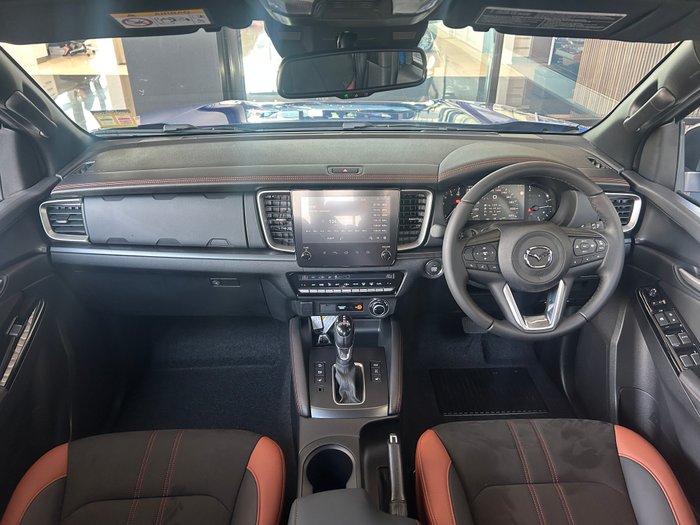 2025 Mazda BT-50 SP