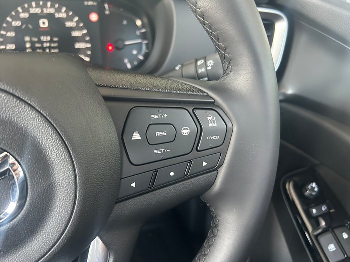 2025 Mazda BT-50 SP