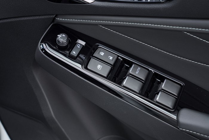 2026 Isuzu MU-X LS-T