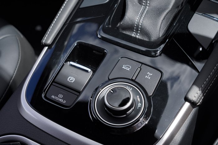 2026 Isuzu MU-X LS-T