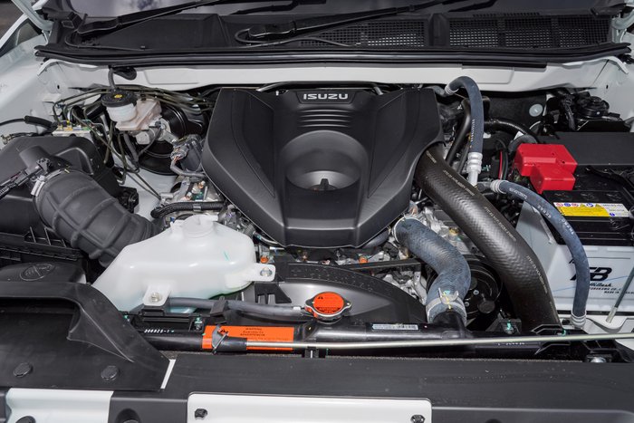 2026 Isuzu MU-X LS-T