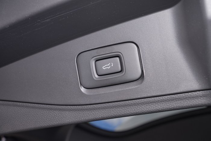 2026 Isuzu MU-X LS-T