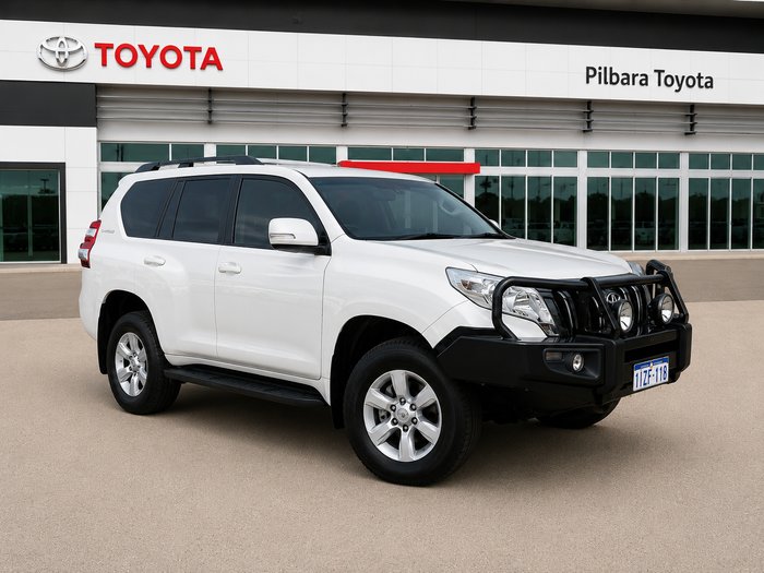 2017 Toyota Prado GXL White