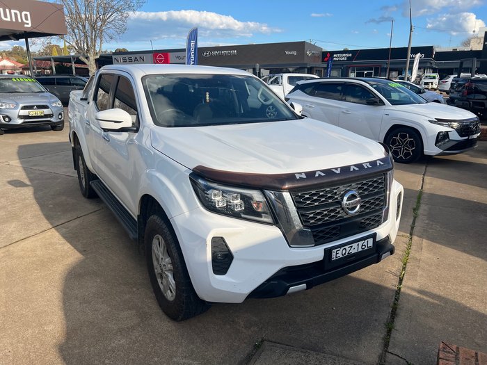 2021 NISSAN NAVARA NP300