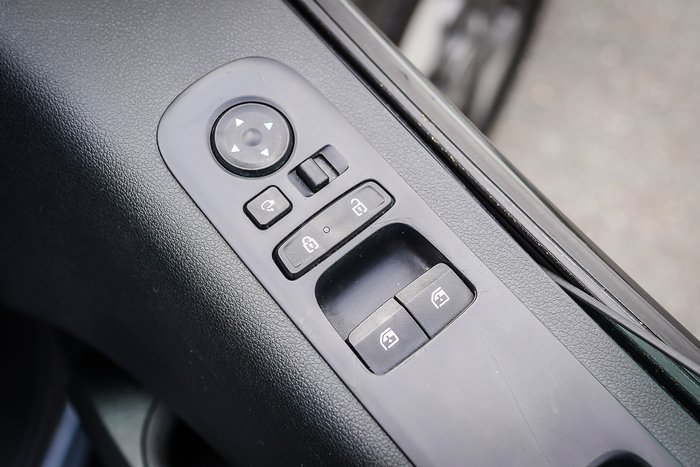 2022 HYUNDAI STARIA