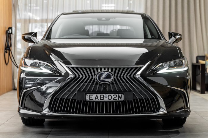 2018 Lexus ES300h Sports Luxury 2.5L Hybrid Auto CVT Sedan
