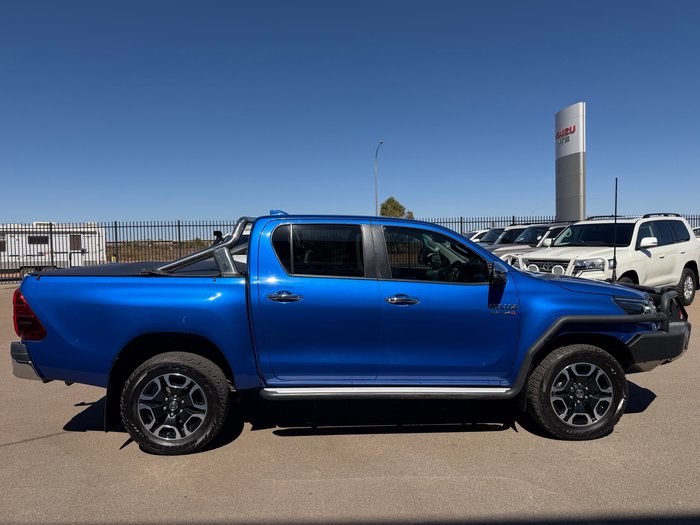 2022 Toyota Hilux SR5 Blue